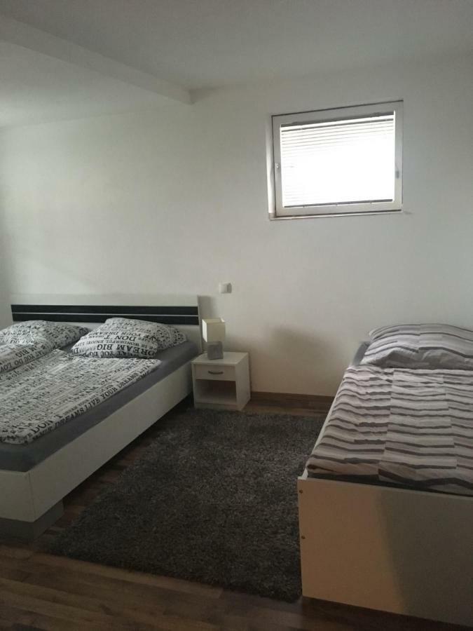 L&L Lodge Günding מראה חיצוני תמונה